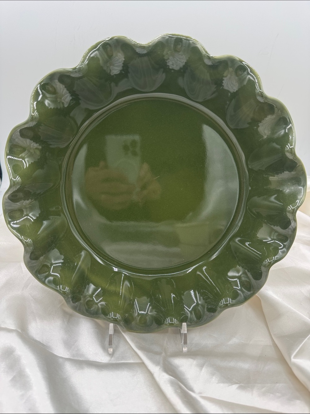 Emile Henry Fluted Pie Plate in Avacado Green. 11” wide